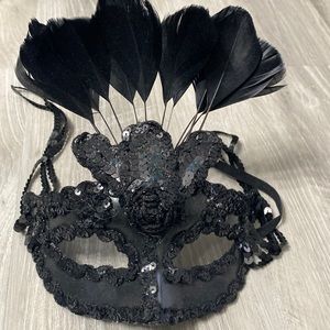 Masquerade mask